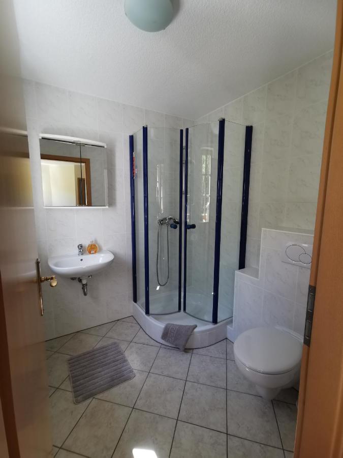 Ferienwohnung "Am Saalehaken" Gossitz Bagian luar foto